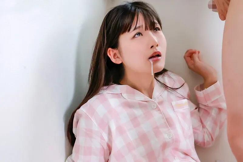 Anh trai ghen khi người yêu có bạn gái nên luôn bắt em ấy làm tình